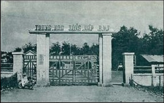  Những ngôi trường ở phố núi